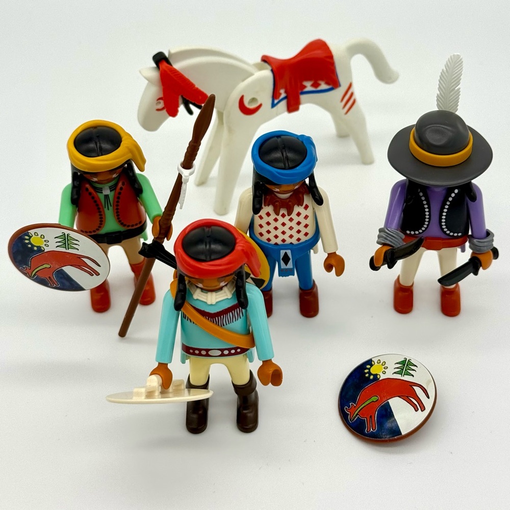 Native American Action Figures & Horse Playset